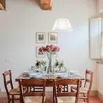 Semesterbostad In Tuscany With Scenic Pool Views