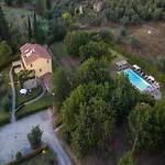 In Tuscany With Scenic Pool Views Semesterbostad *