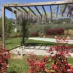 In Tuscany With Scenic Pool Views Semesterbostad *