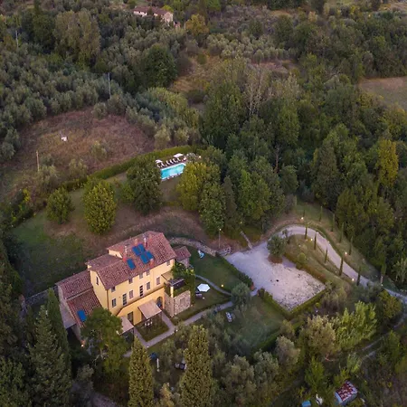 In Tuscany With Scenic Pool Views San Gennaro (Lucca)