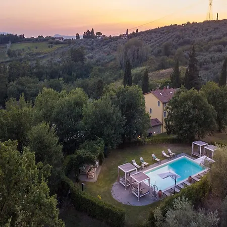 Dom wakacyjny In Tuscany With Scenic Pool Views San Gennaro (Lucca)
